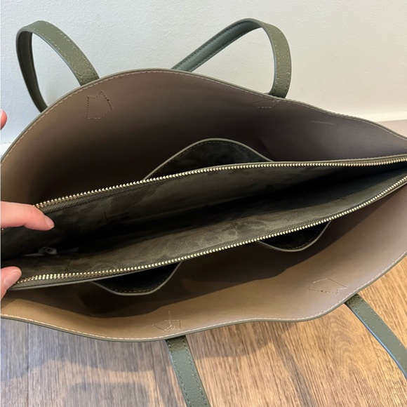 Quince Green Tote Bag - Picture 2 of 5